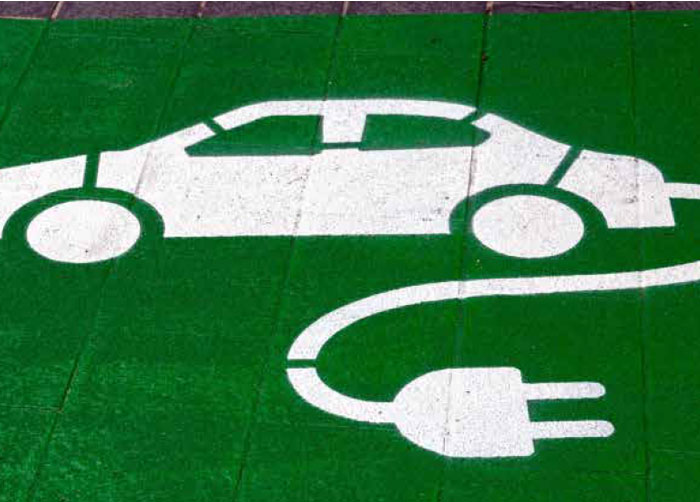 BRASIL FICA PARA TRÁS NA DISPUTA PELA PRODUÇÃO DE VEÍCULOS ELÉTRICOS